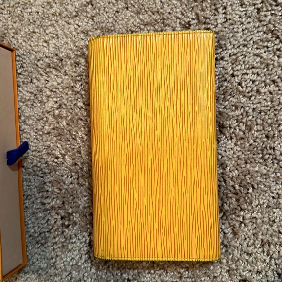 Louis Vuitton Porte Tresor International Wallet - Picture 5 of 11